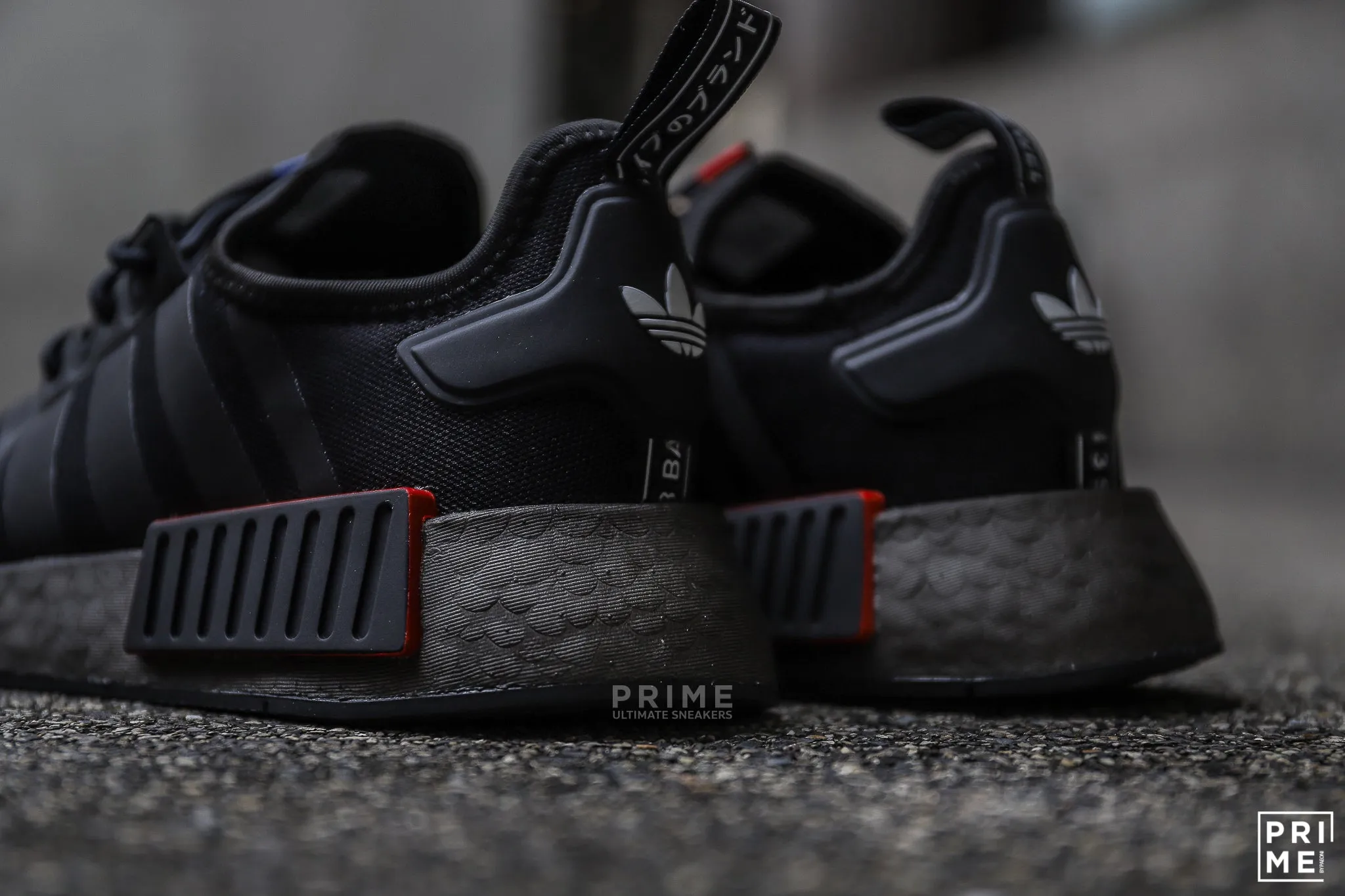 Adidas NMD R1 PRIME  Core Black / Grey / White   (GX6978)