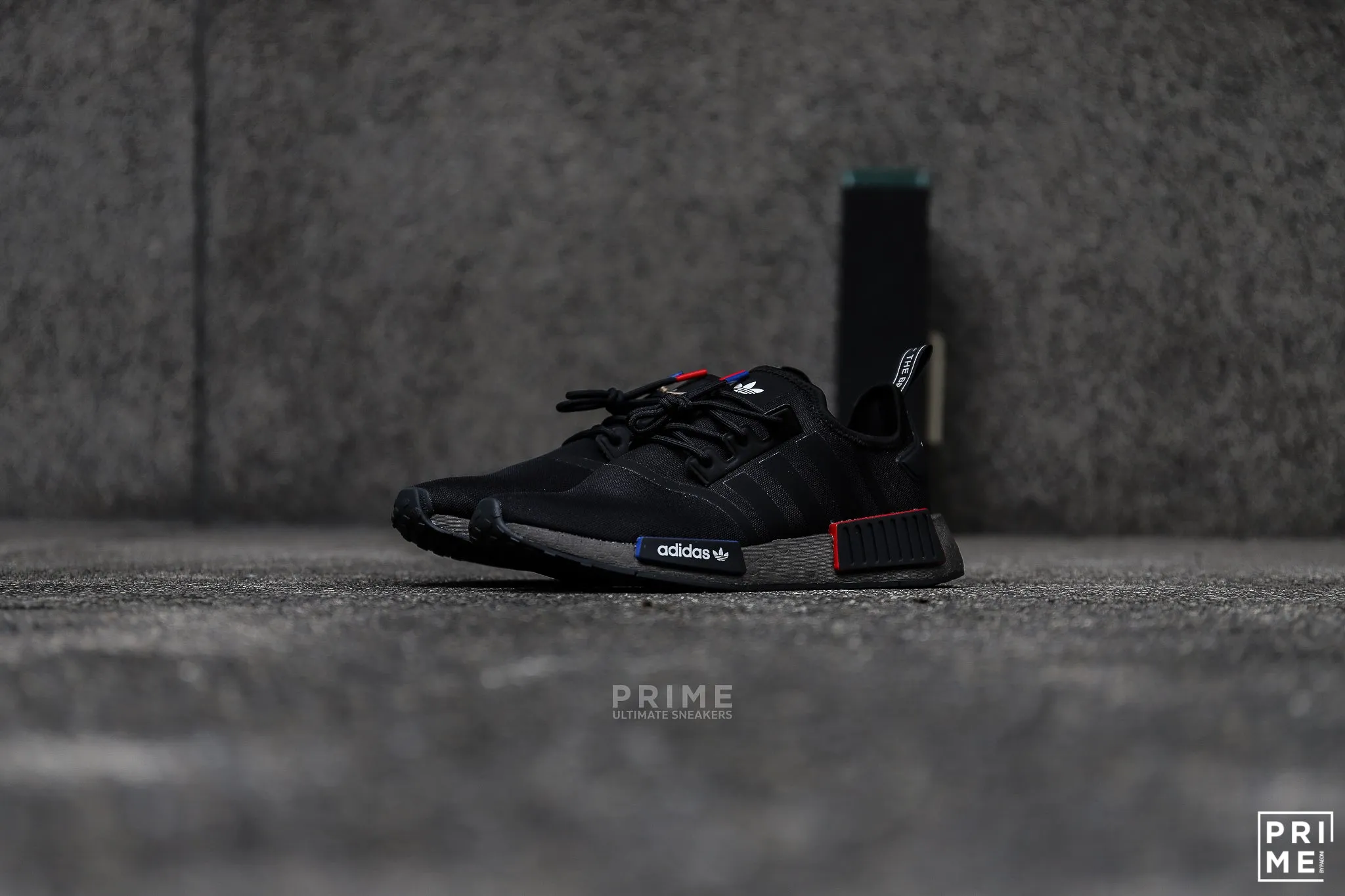 Adidas NMD R1 PRIME  Core Black / Grey / White   (GX6978)