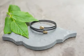 Black Wire Bracelet with Oval