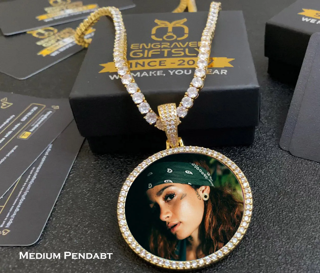 Custom Photo Medallion Necklace- Plating Of Gold Medallion Necklace Christmas Gifts For Boyfriend