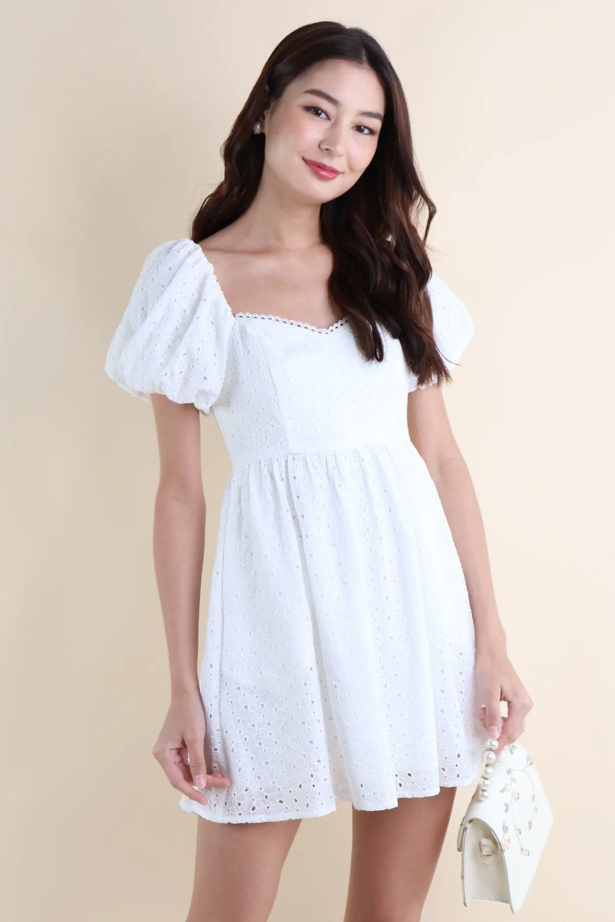 EMBER PUFF SLEEVES EYELET DRESS IN WHITE