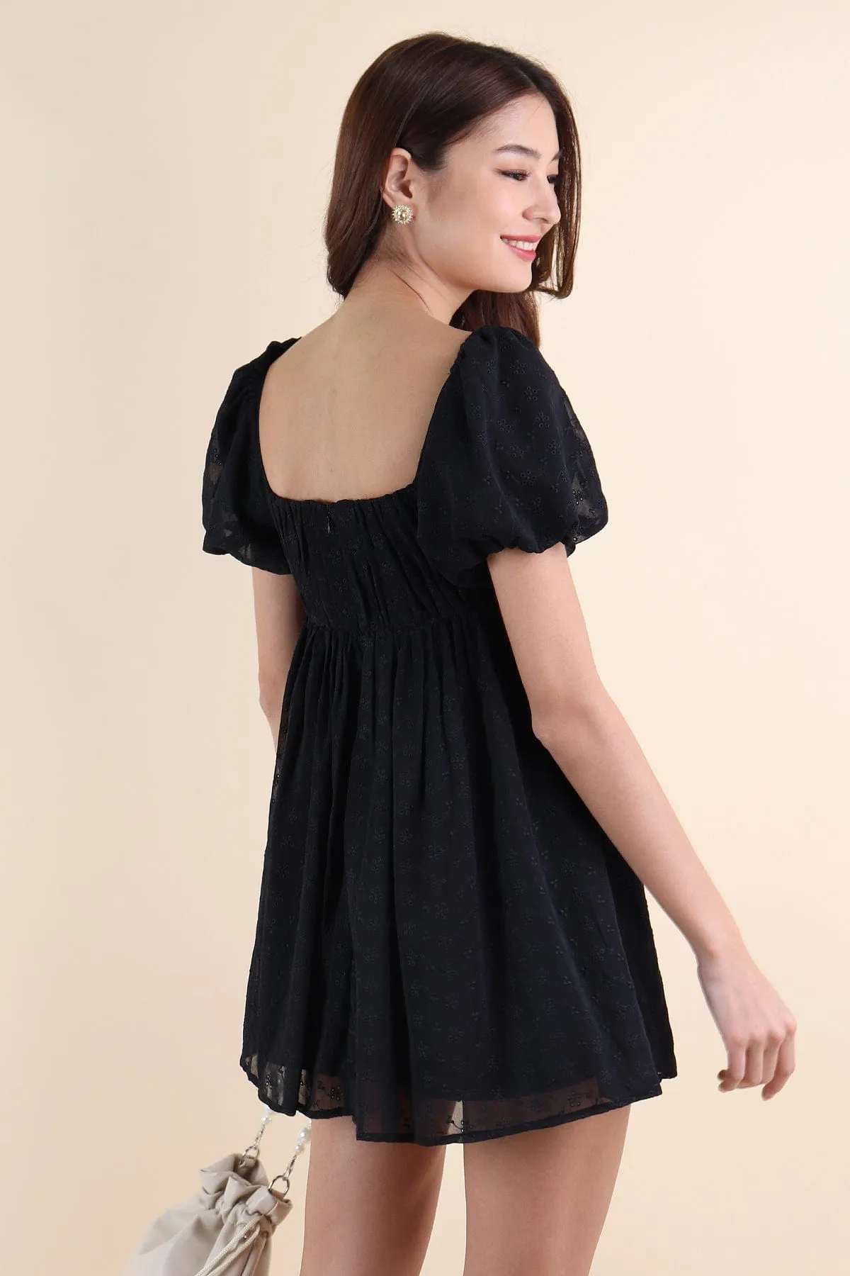 KYRIE PUFF SLEEVE RUCHED EYELET DRESS IN BLACK