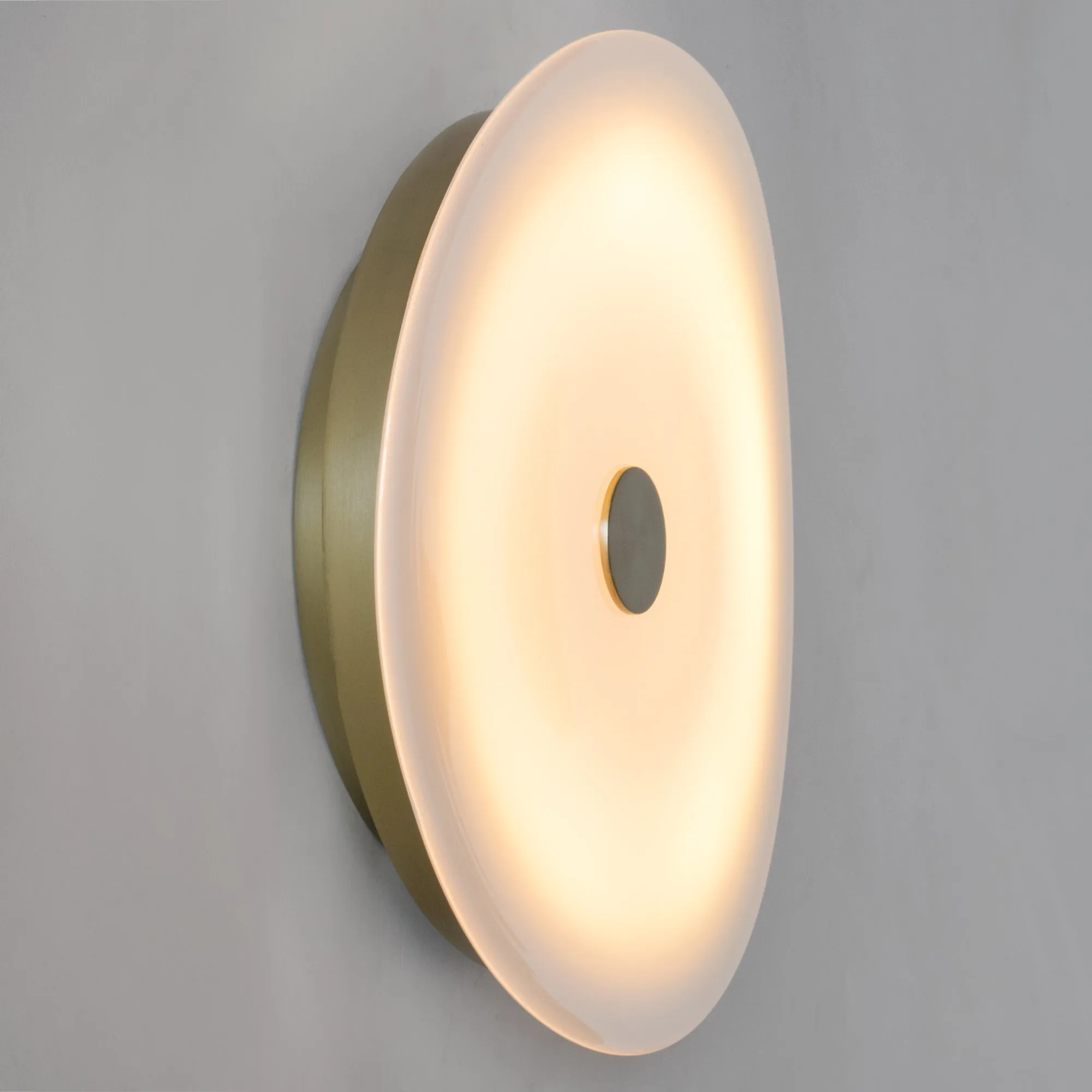 LUNA Wall Sconce